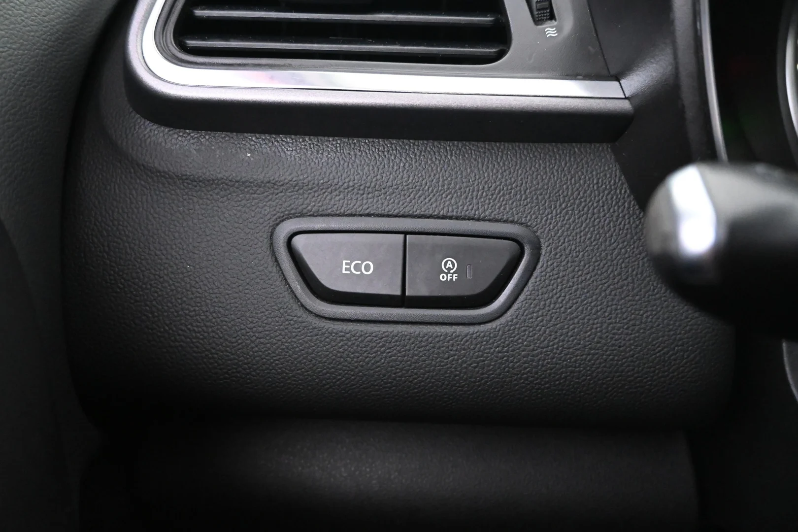 Car Image - 6aWC5qaQVLYmQ2V2THLgYM
