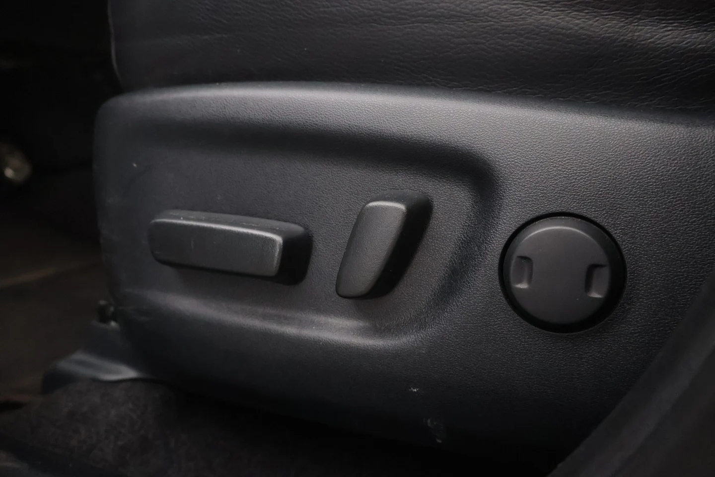Car Image - 36V0vPAa9UmnYlAErTnEcO