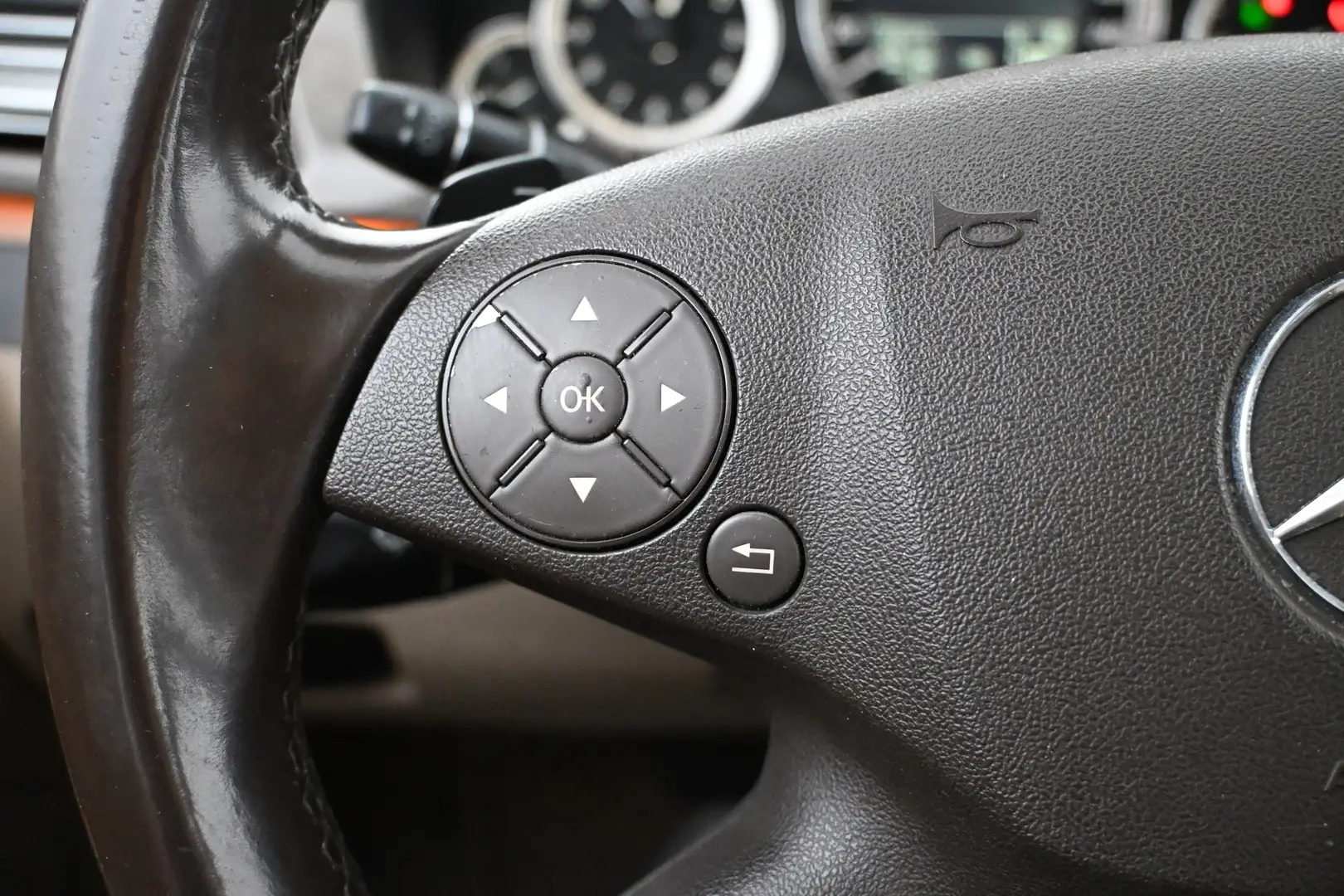 Car Image - 3o3WWf0MWJ7k0dTKfJ0Agv
