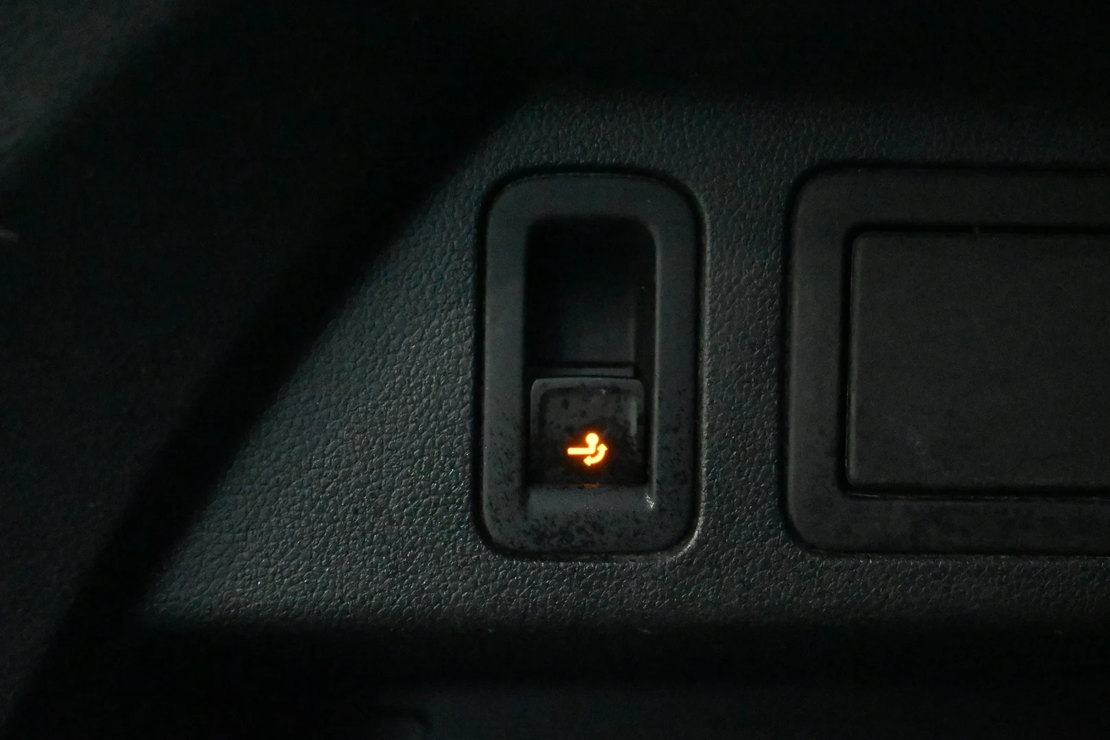 Car Image - 7JBRSnC2MQgP6xfamZeV2X