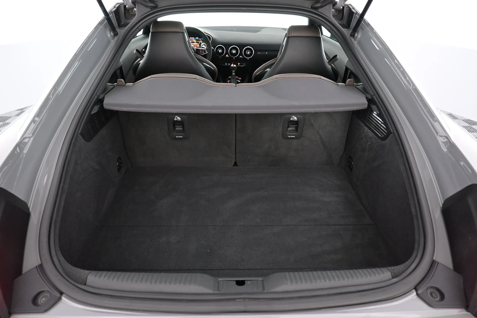 Car Image - 5UaLbhXyJ79Hr3xuVeJkM1