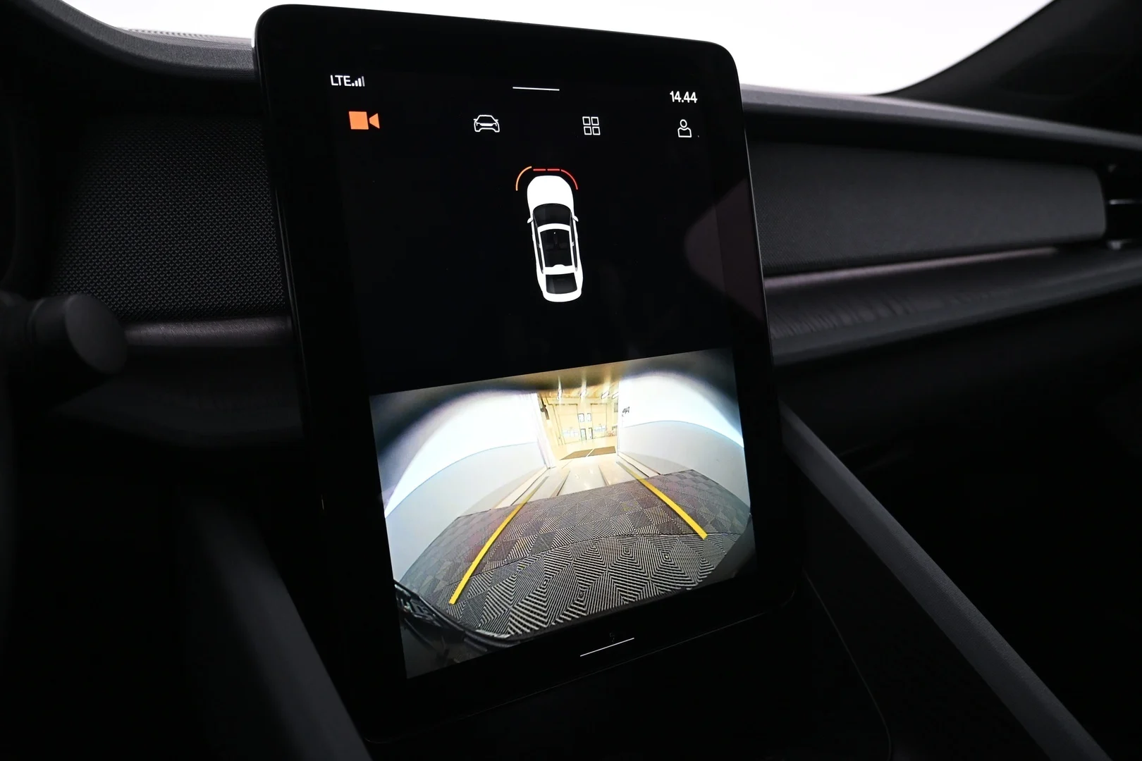 Car Image - 5bulONP0Z9vSwRq3UvfQ03