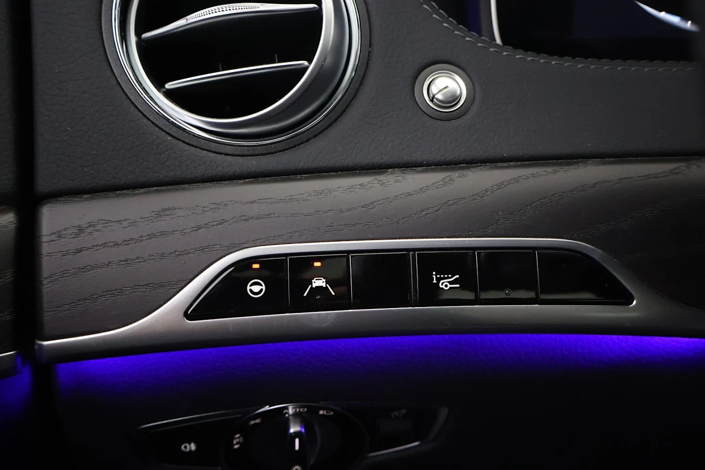Car Image - 5xys08jlpnOEwu1cxMBSn5