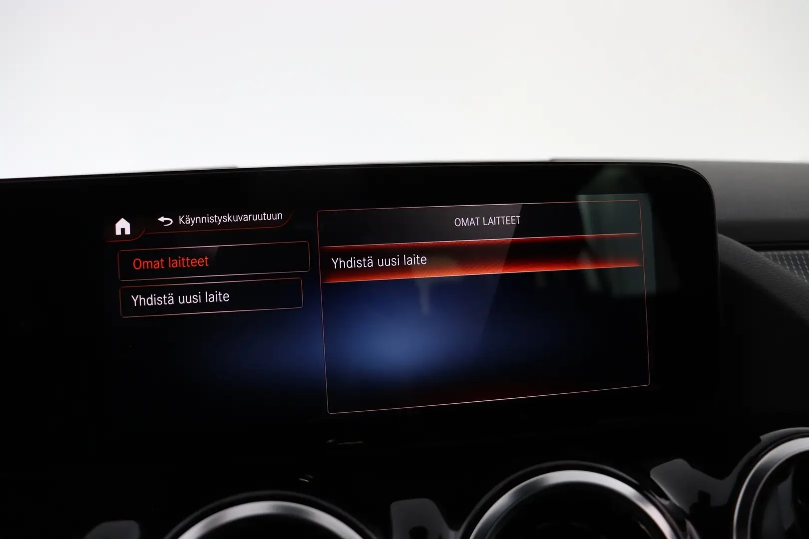 Car Image - 4QDYB2cTvvp4fEYM49Oxqo