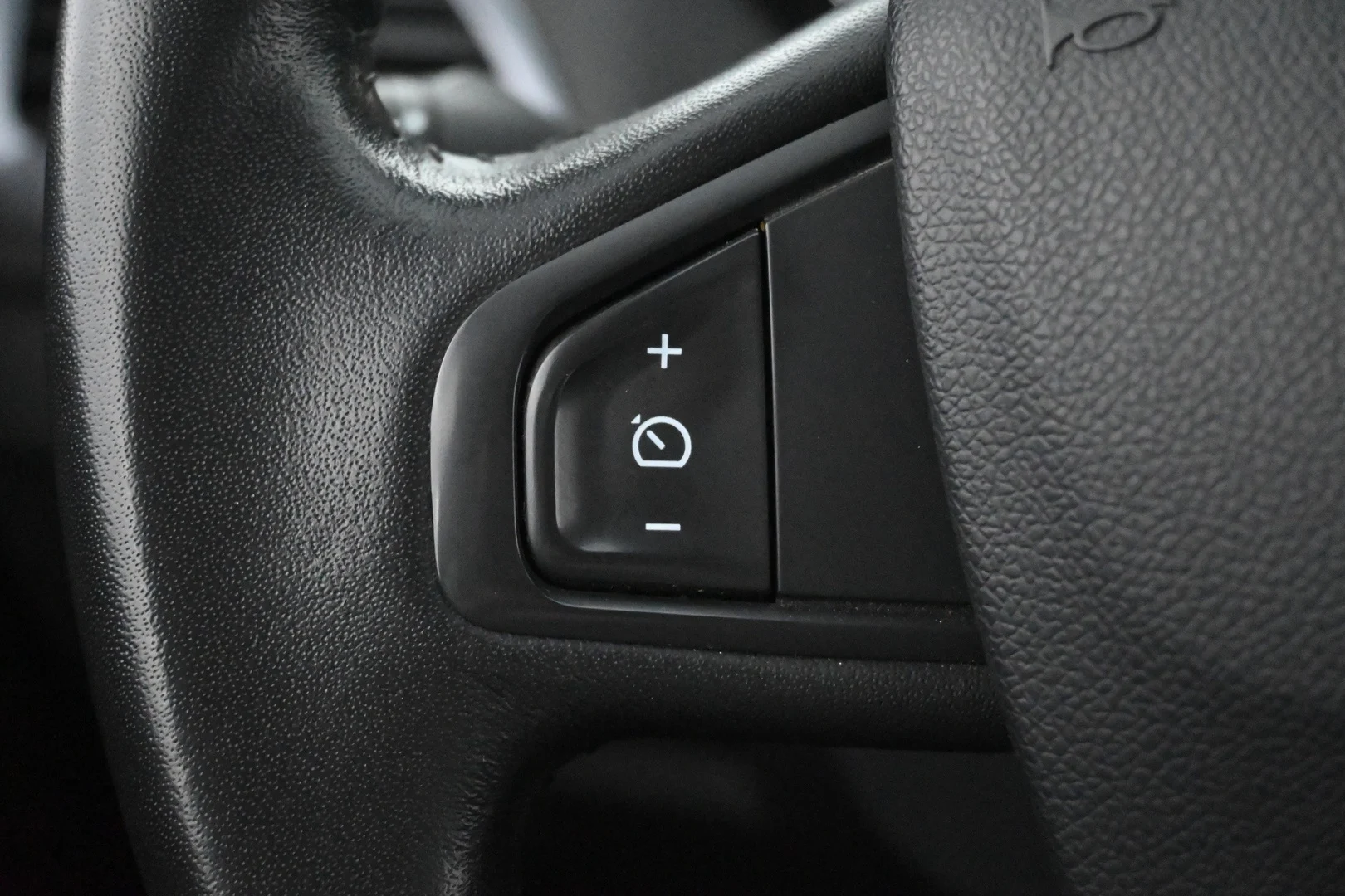 Car Image - 7cw0kXgJYNLVfUiTIq70S3