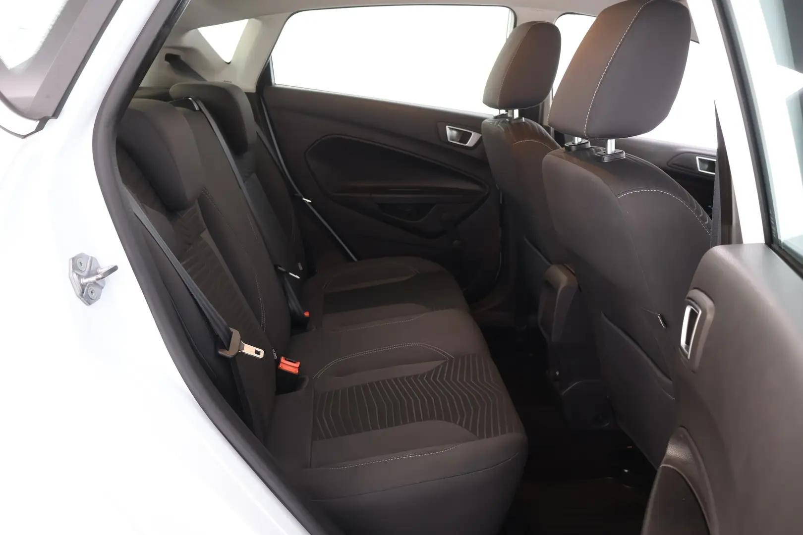 Car Image - 3wqLp2BYhbrWhGx2BDqWYQ