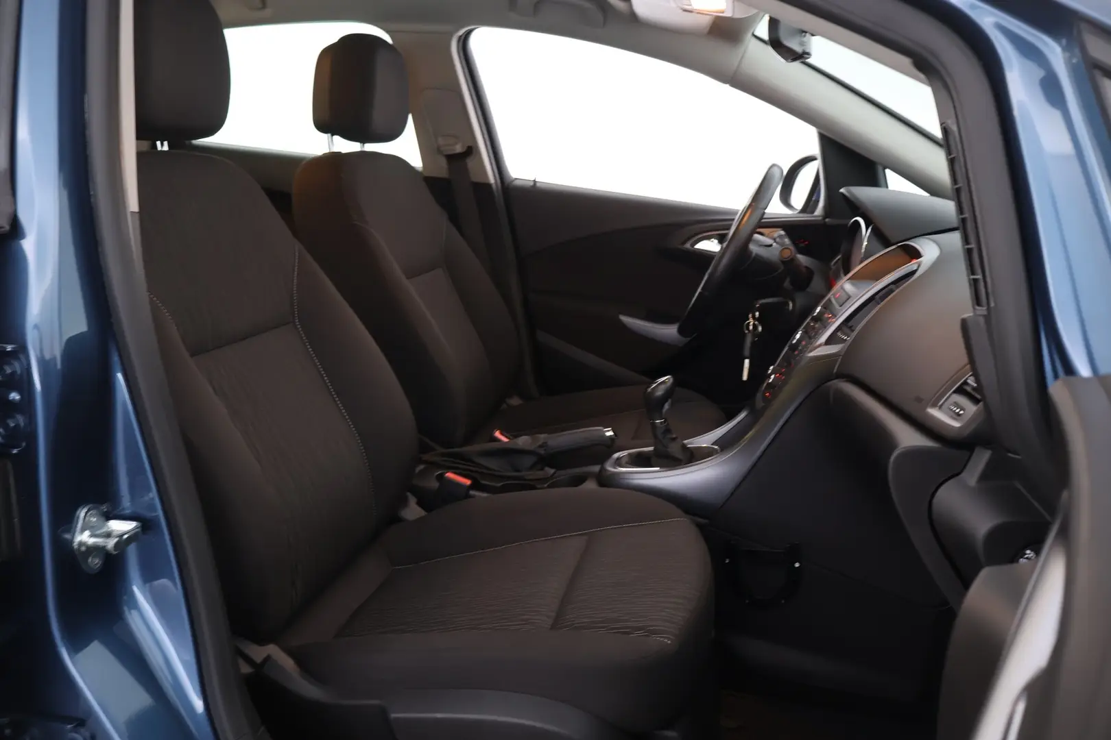 Car Image - 7a0Whvg9moLNOpCTiXAZ8a