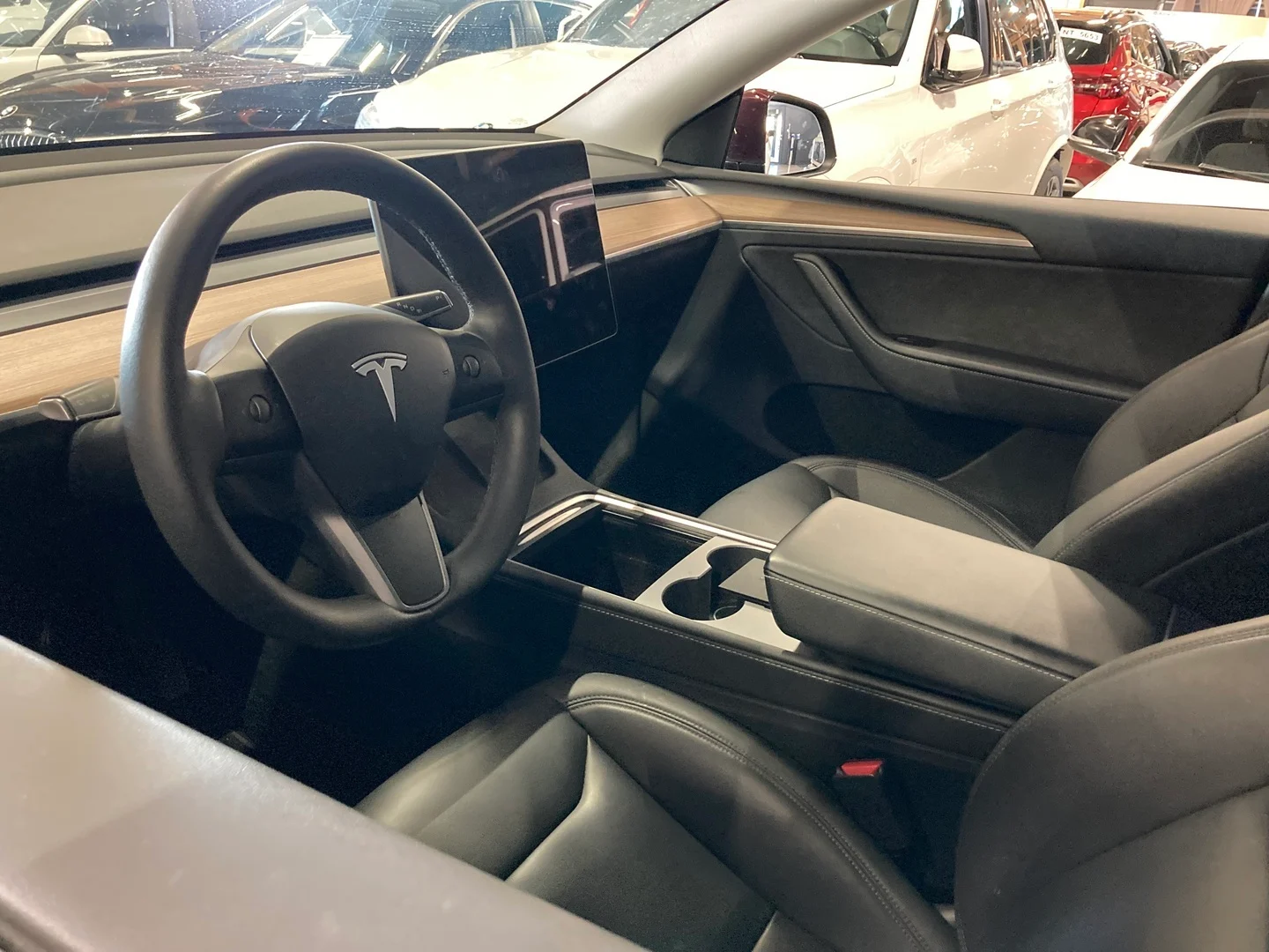 Car Image - 6gd41kfCKGabjavIHgWUJF
