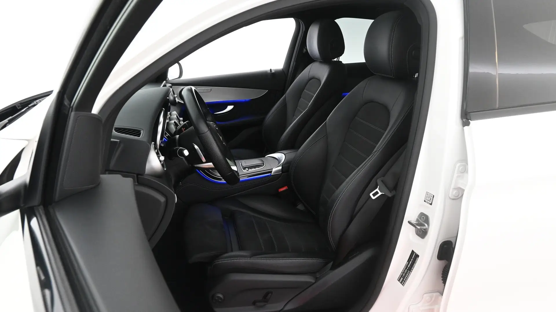 Car Image - 7hJKispz1JWmzM5OSZVHaC