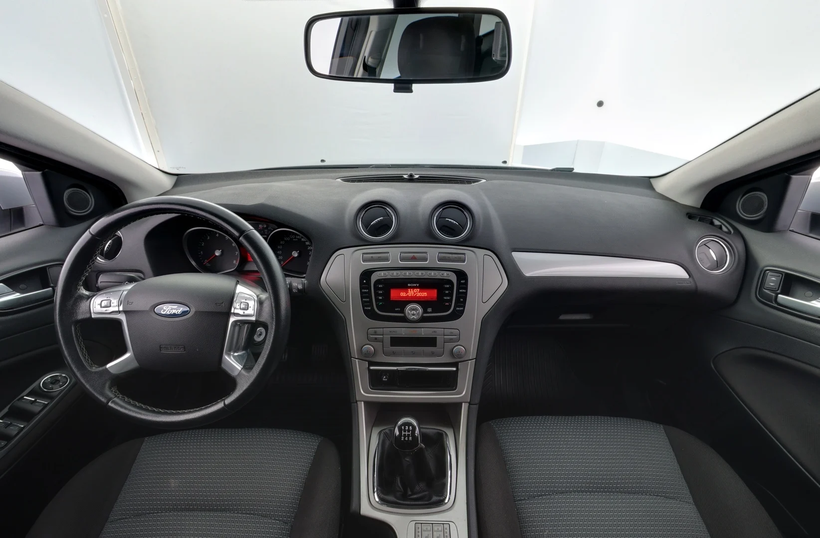Car Image - SaBp7N9VUKRTlWz7IszEB