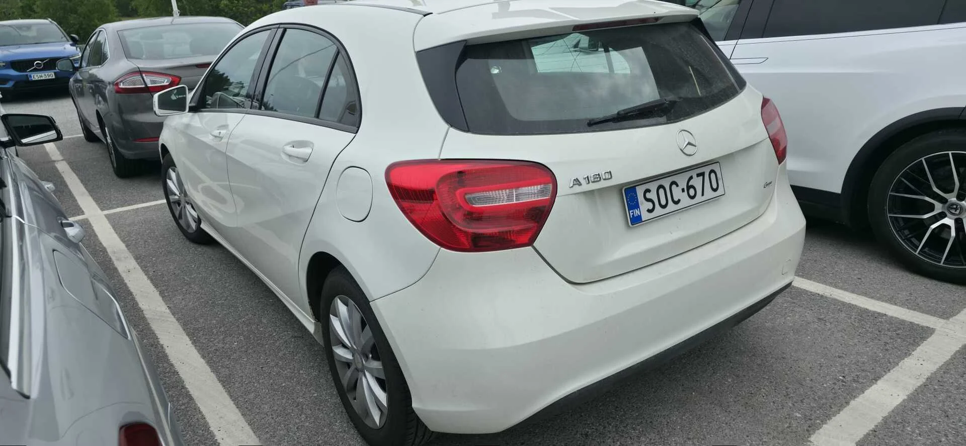 Car Image - 13DKLBfdGVJIjKouFkIudj