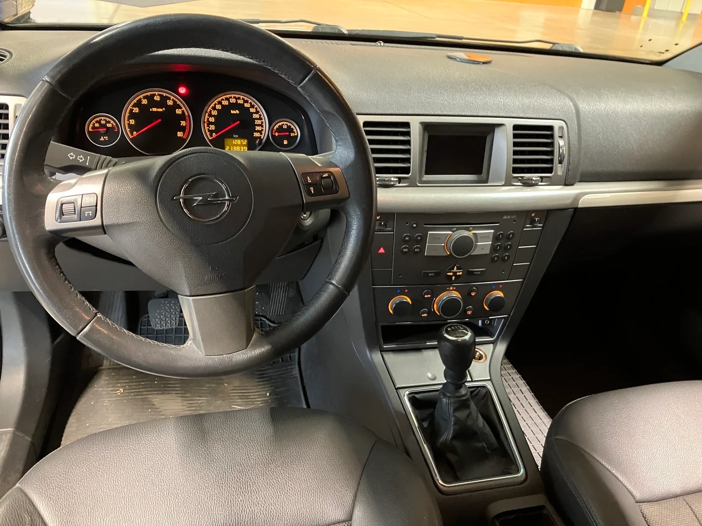 Car Image - 4egvsefKjNZ0JNBRvOvjhT