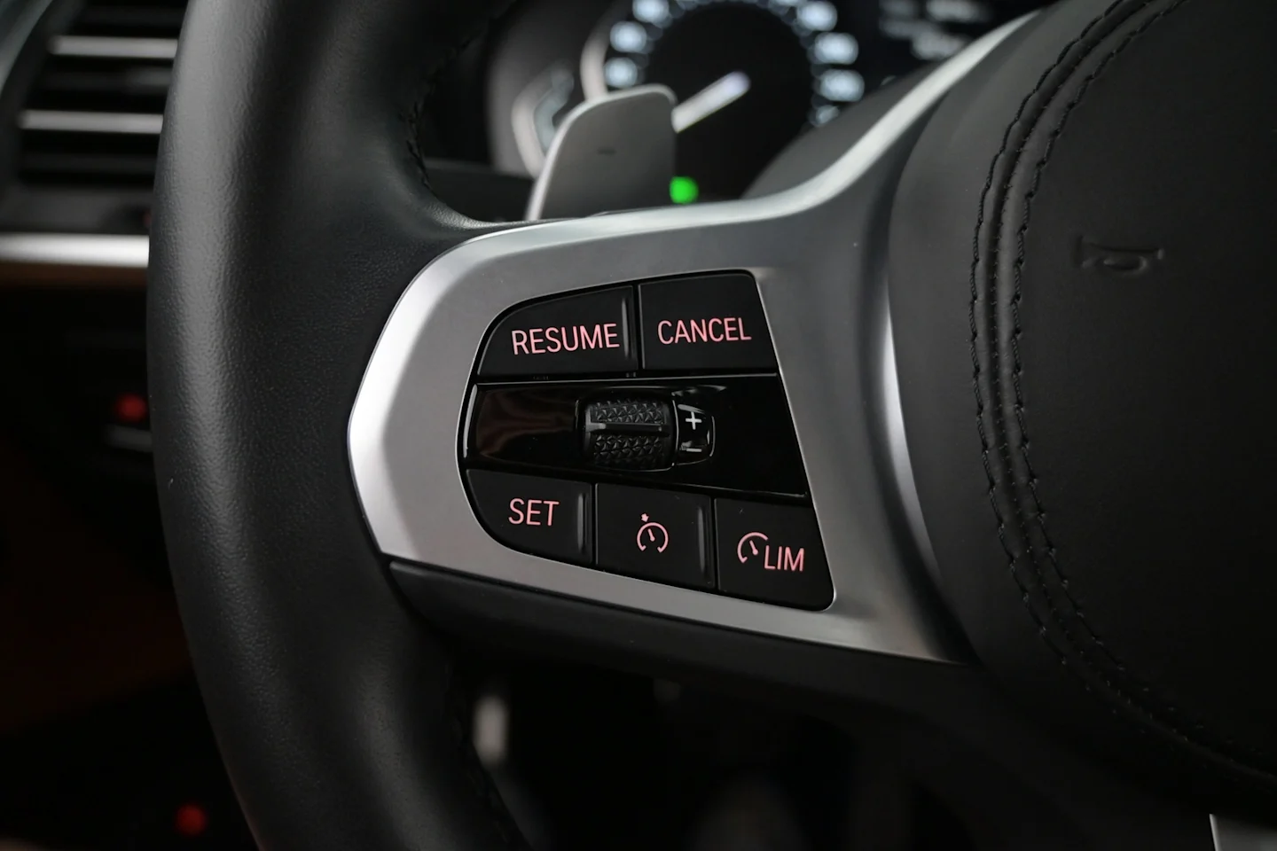 Car Image - 4OJD0xu6UxBAKeXPxZZYpC