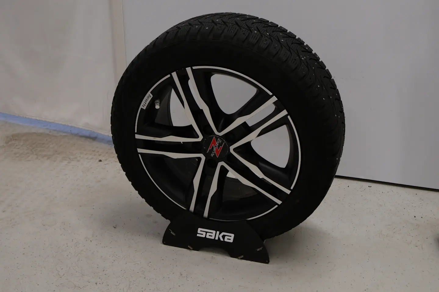 Car Image - 4bj08wylc5uFS9eBOrYJlO