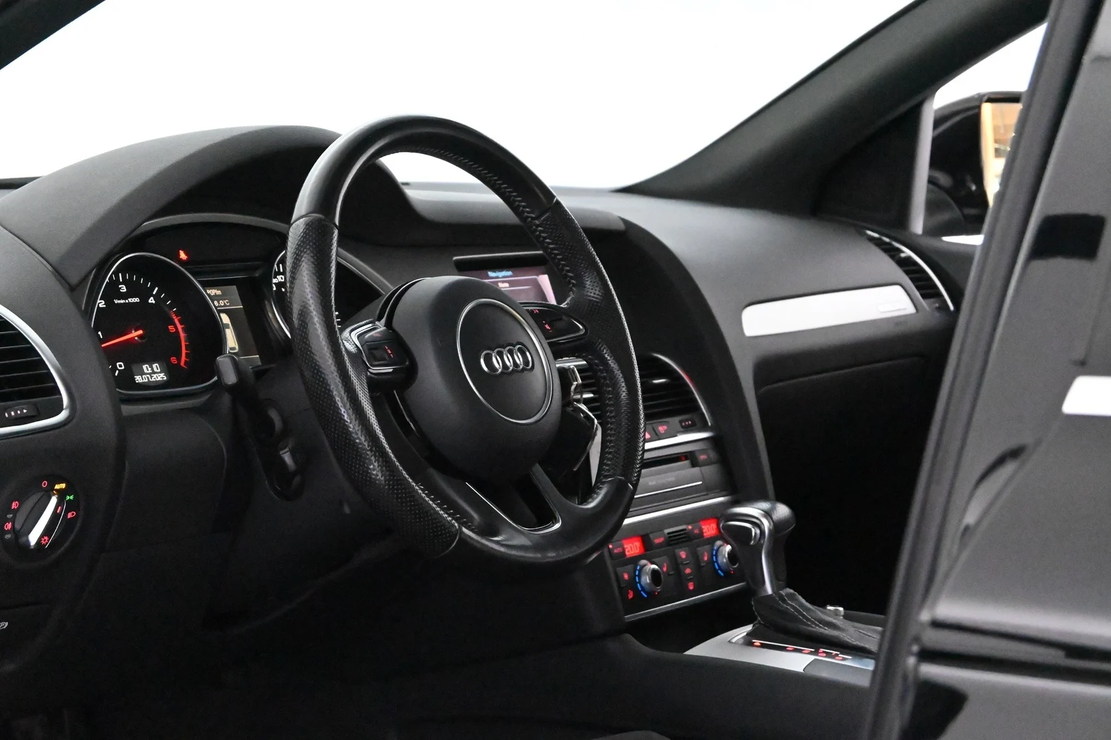 Car Image - 36KJjv3ftI16k4BrkRz7dI