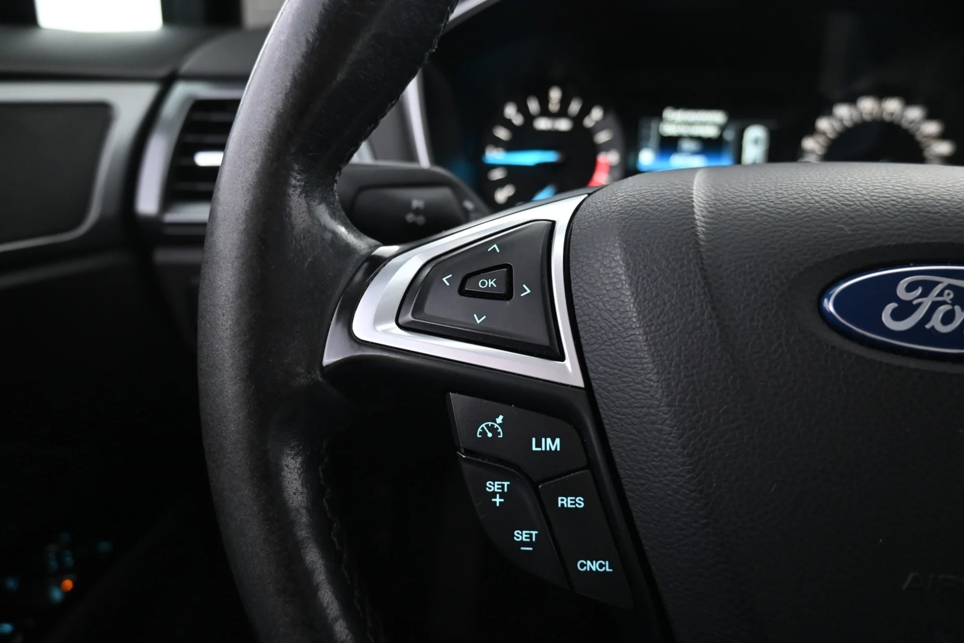 Car Image - 4fc0iPbRyAx8ZfQMAq1U3i