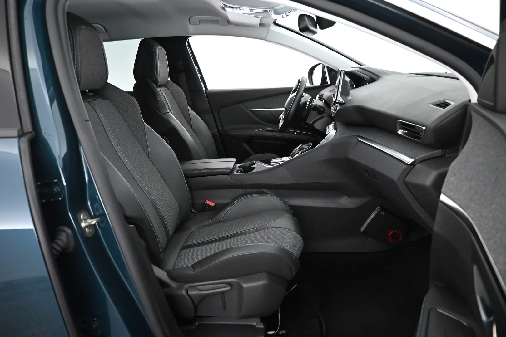 Car Image - X22WctNh7nnR4pohRBnnB