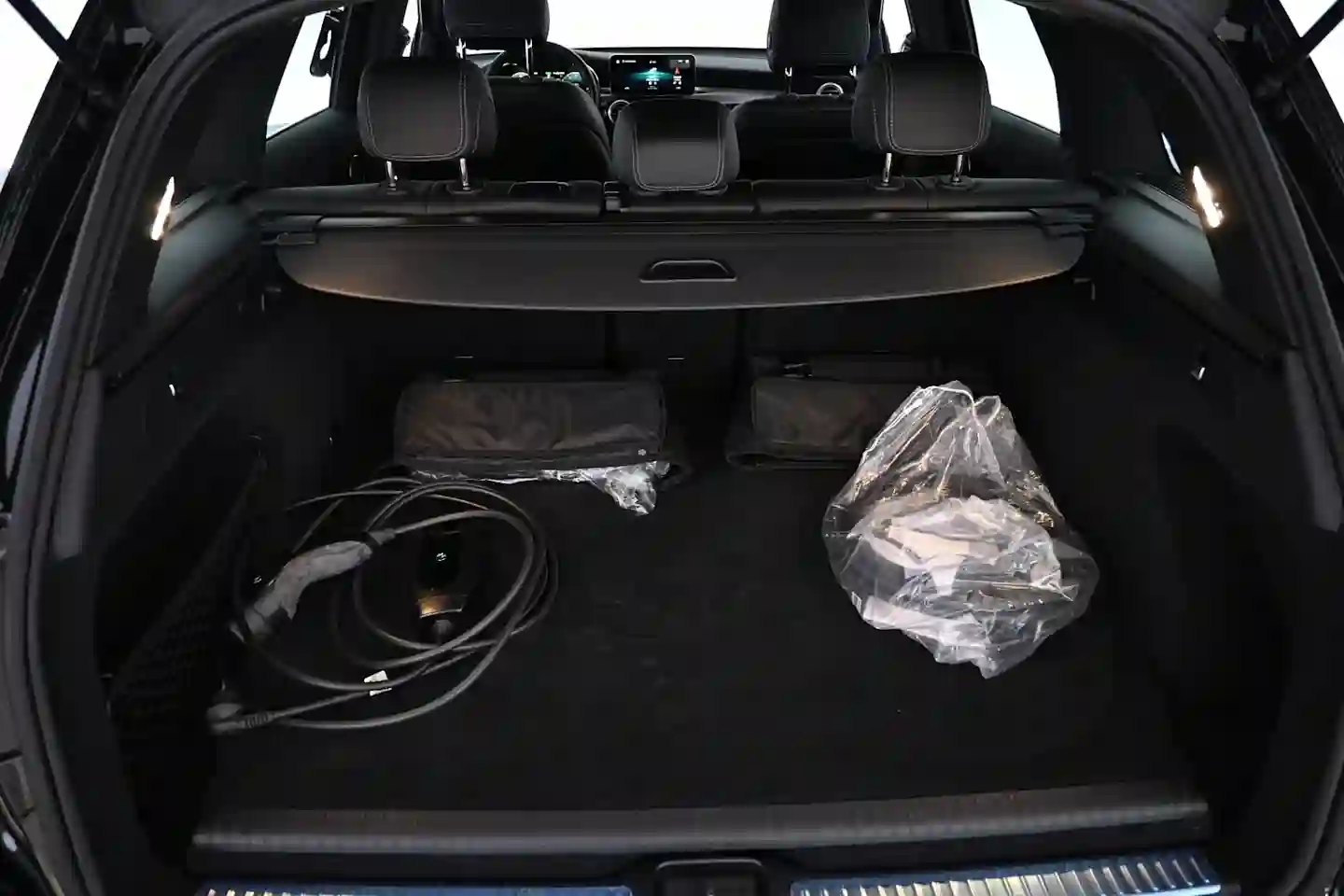 Car Image - 6H2r5xwdSU8rhUpXaard6D