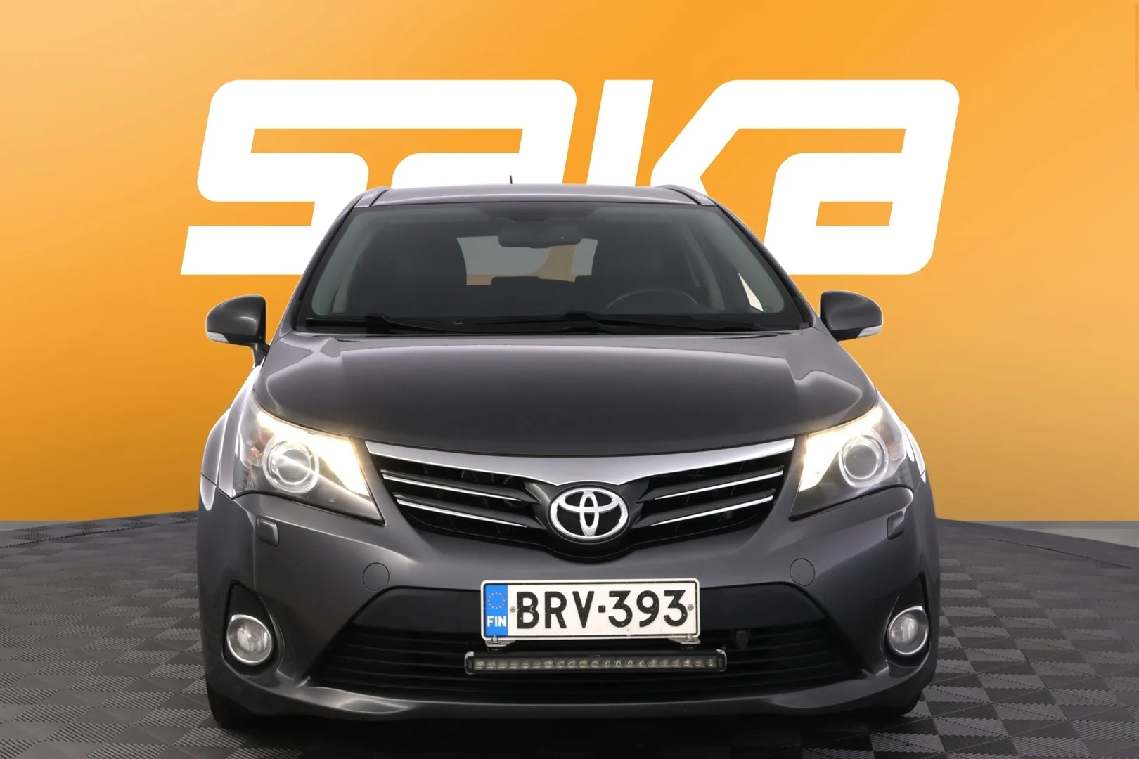 Car Image - 4vi1CxYAZ2D1GC4u1LtX85