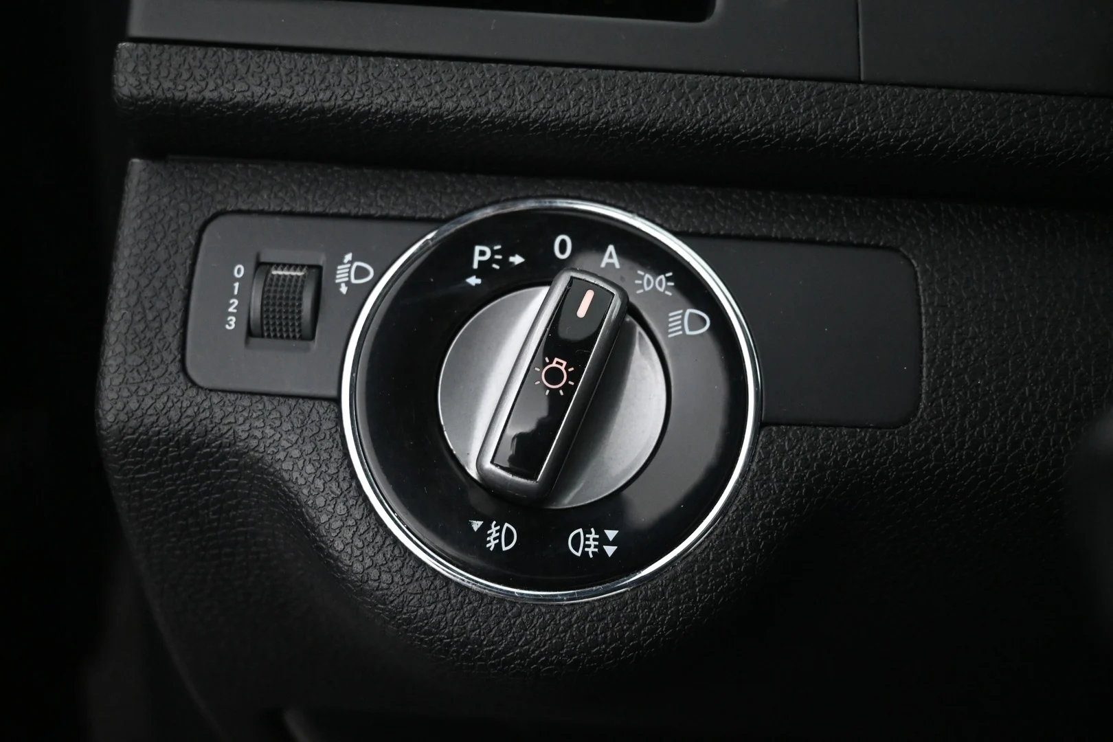Car Image - 6TOEn7qfoDIuG6UjtPfVMP