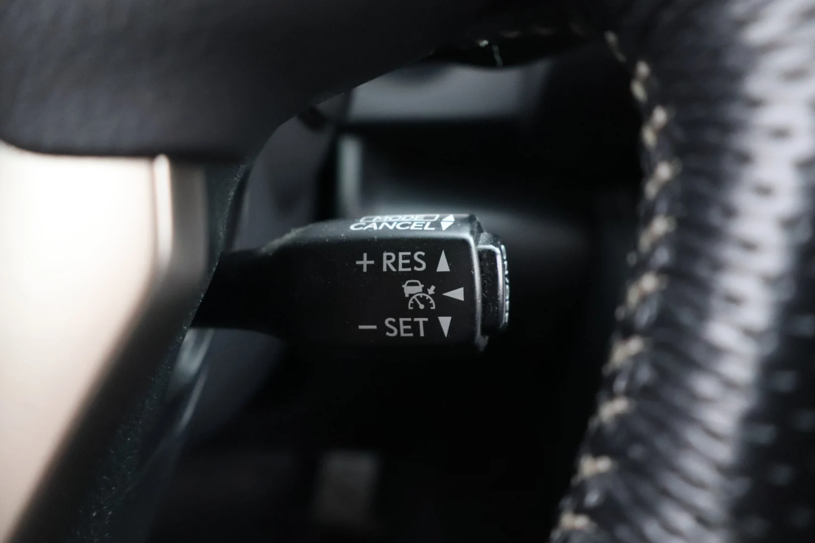 Car Image - 1tWFJBQLcwavwKB5Wk27Em