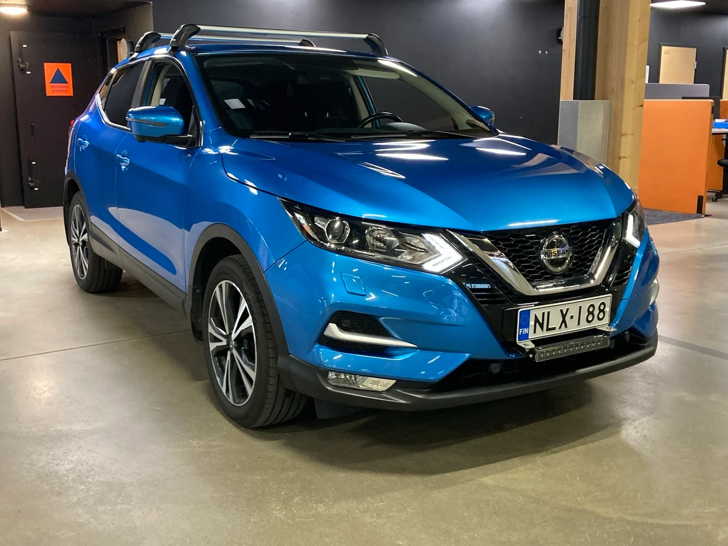 Car Image - 2WzuEv1SXBdG75kHoNjglI