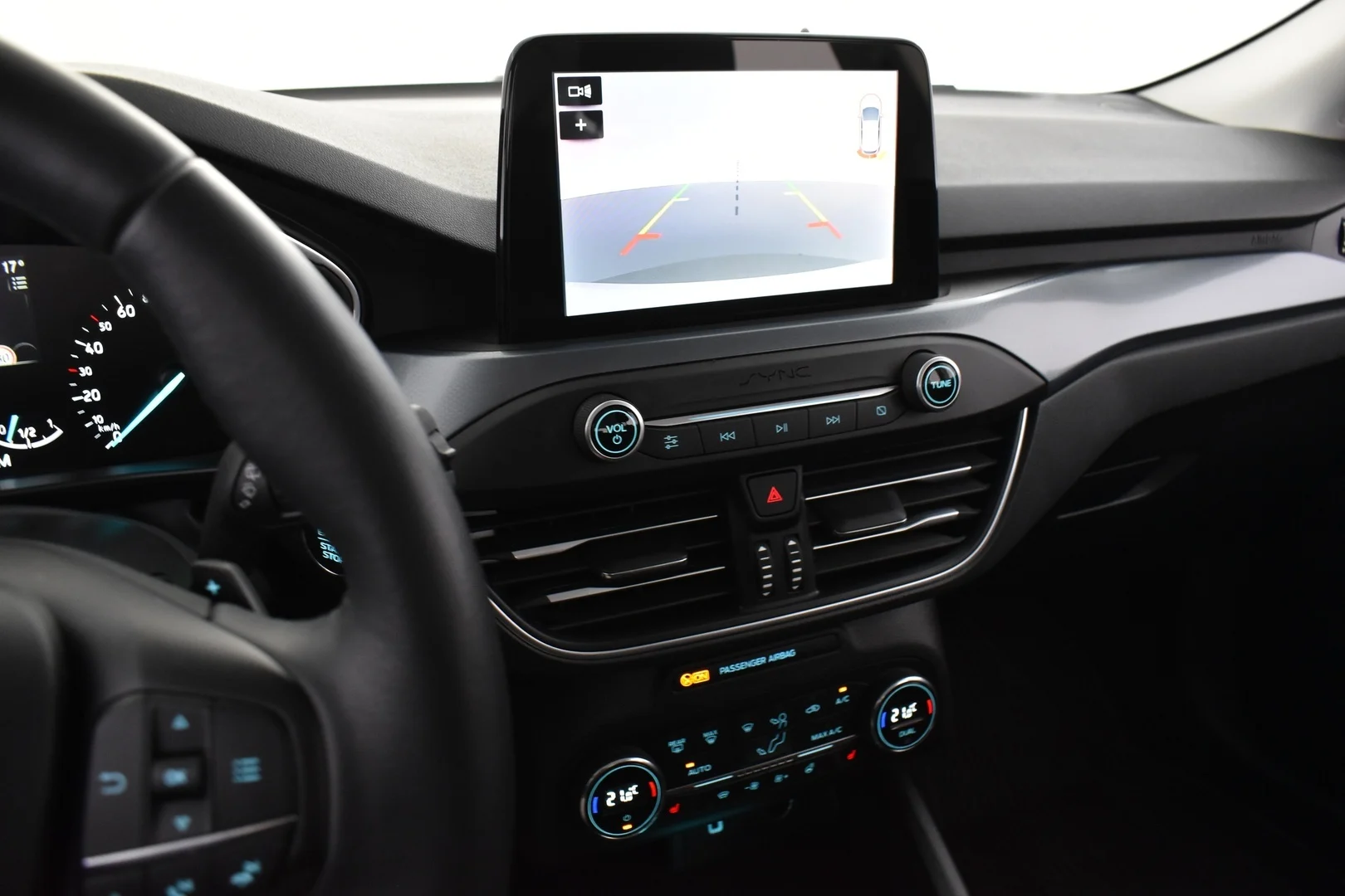 Car Image - 1ucIuo0JqKHjDbb1yPEukb