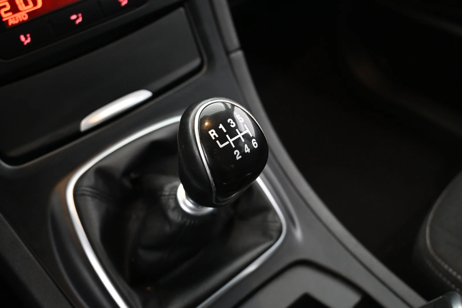 Car Image - 2vb8HgaXMwwyu9d0oLmD6E