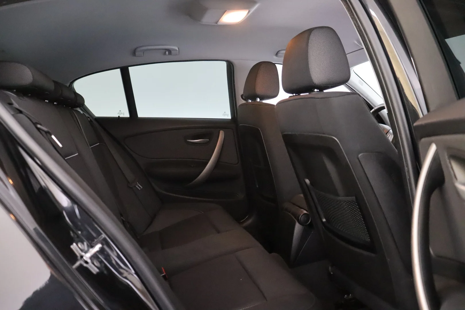 Car Image - 4OCetlILl8M200U28ksdkw