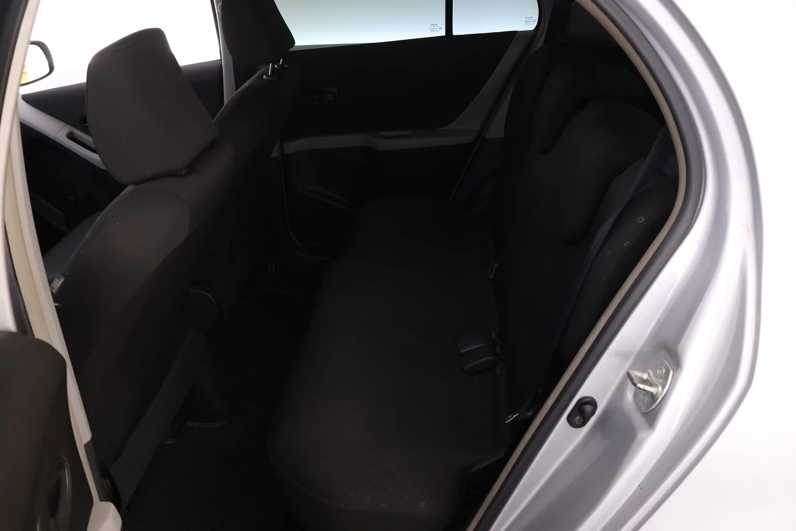 Car Image - 321eo8qImx3EtQ4g5sek56