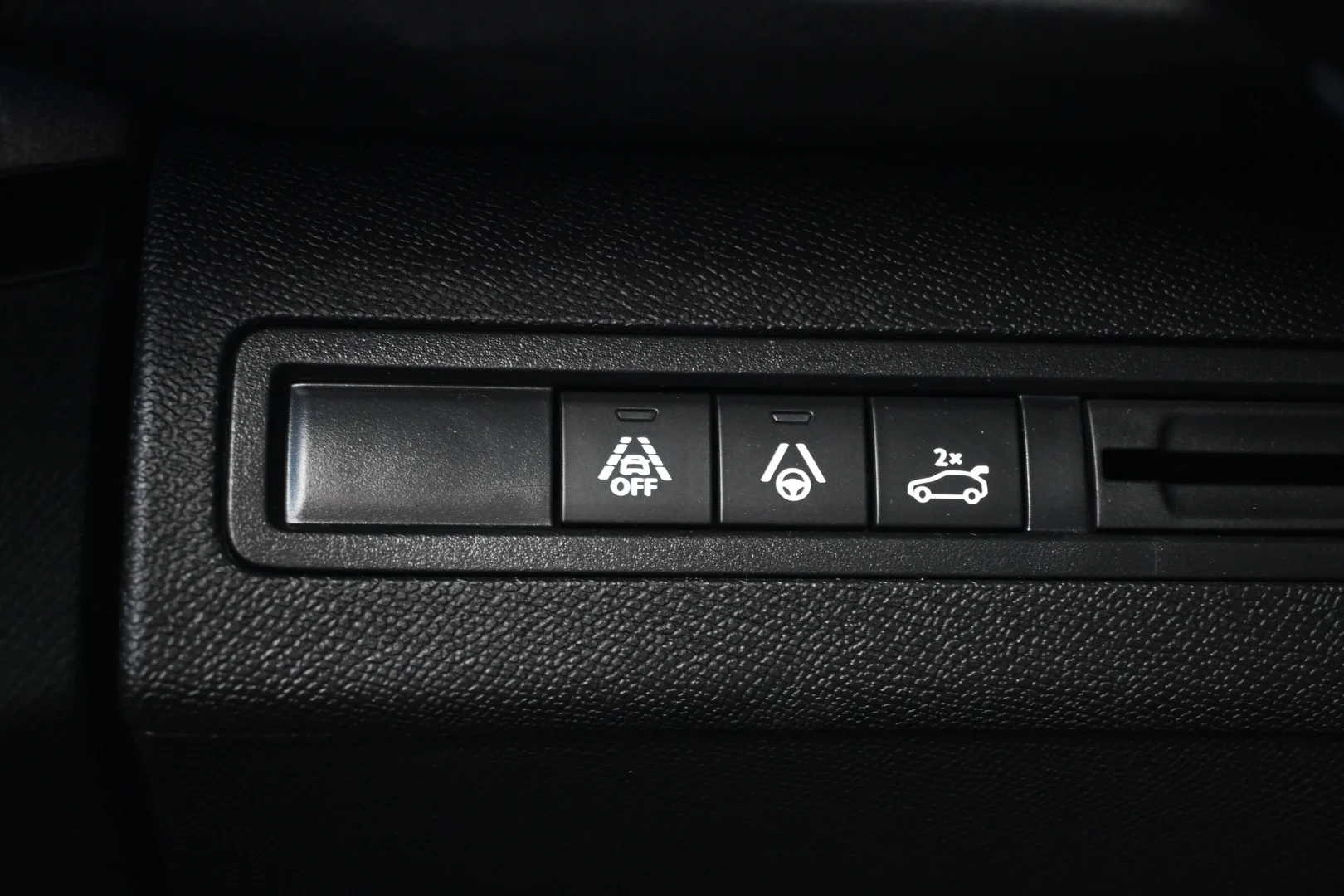 Car Image - 78gQULUKSzaCYVjyPCmjah