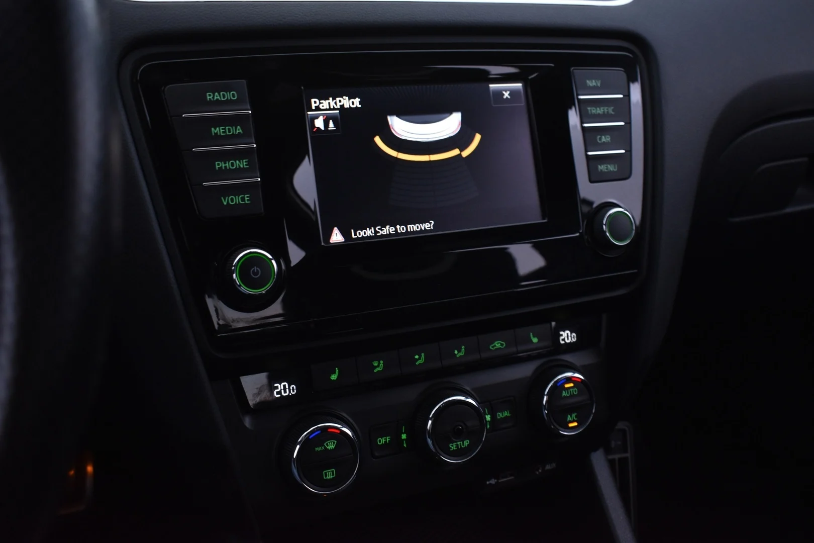 Car Image - MhoBJi1uZOUo97OG8VtxE