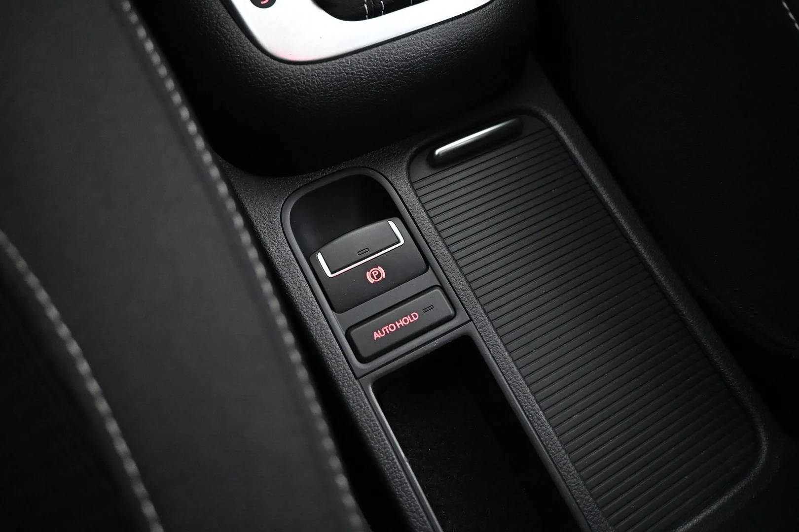 Car Image - 2aATPWRVwn9w4ql0MwtKul