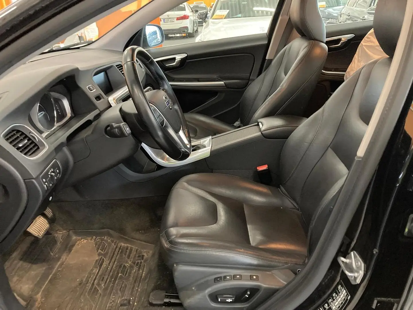 Car Image - 50OL12eRPZPeZS5JU7hMqB