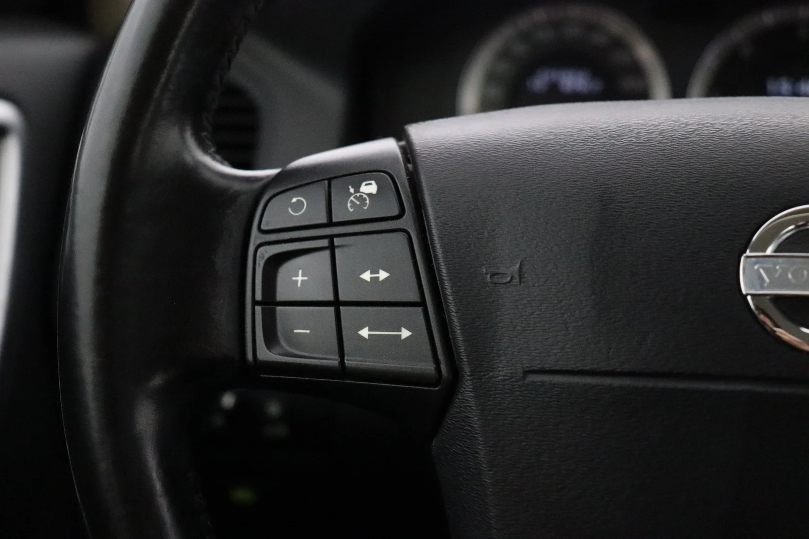 Car Image - 6C1GRVdaTu2cnsf7SyteoQ