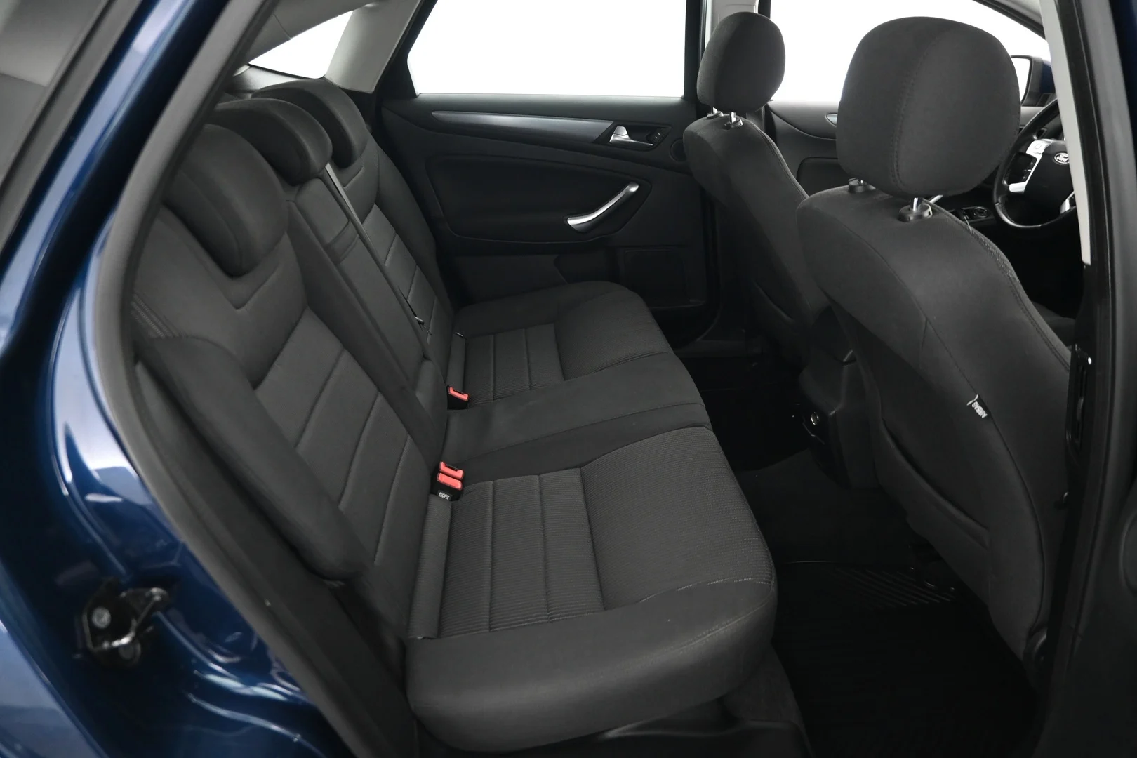 Car Image - 43P0NgehOPdwyfXstAv9W7