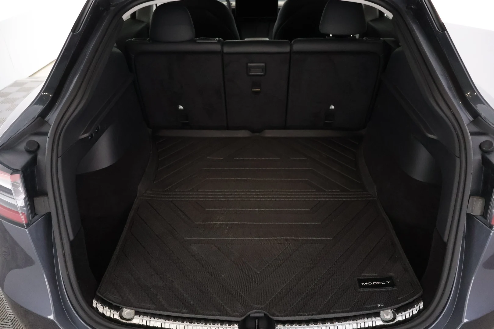 Car Image - 5zFlRhttbwTz7XB4IINVTG