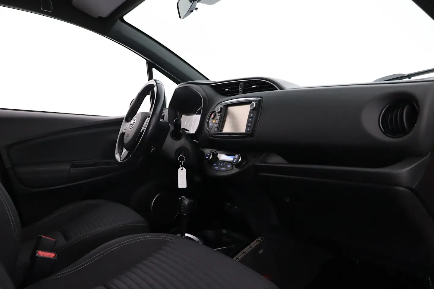Car Image - 6XdNTguwCjAblpA0Qu2wjE