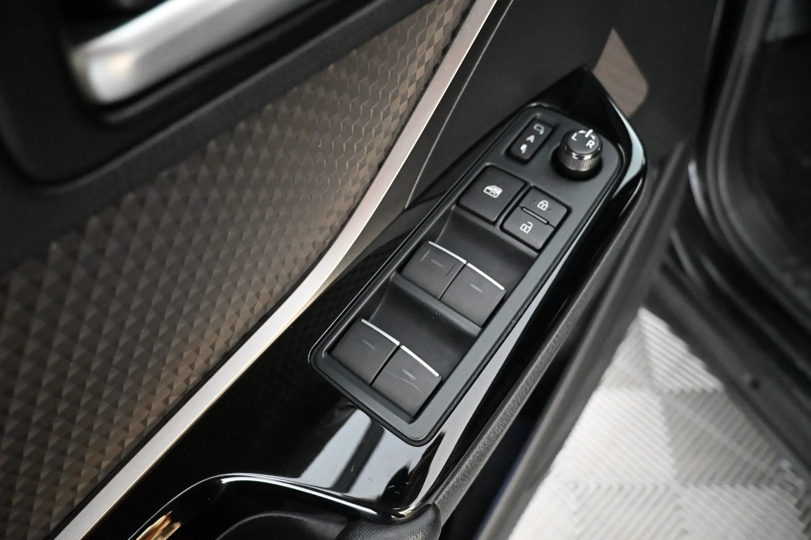 Car Image - 2l1A2me25MAuHdWYckNcj1