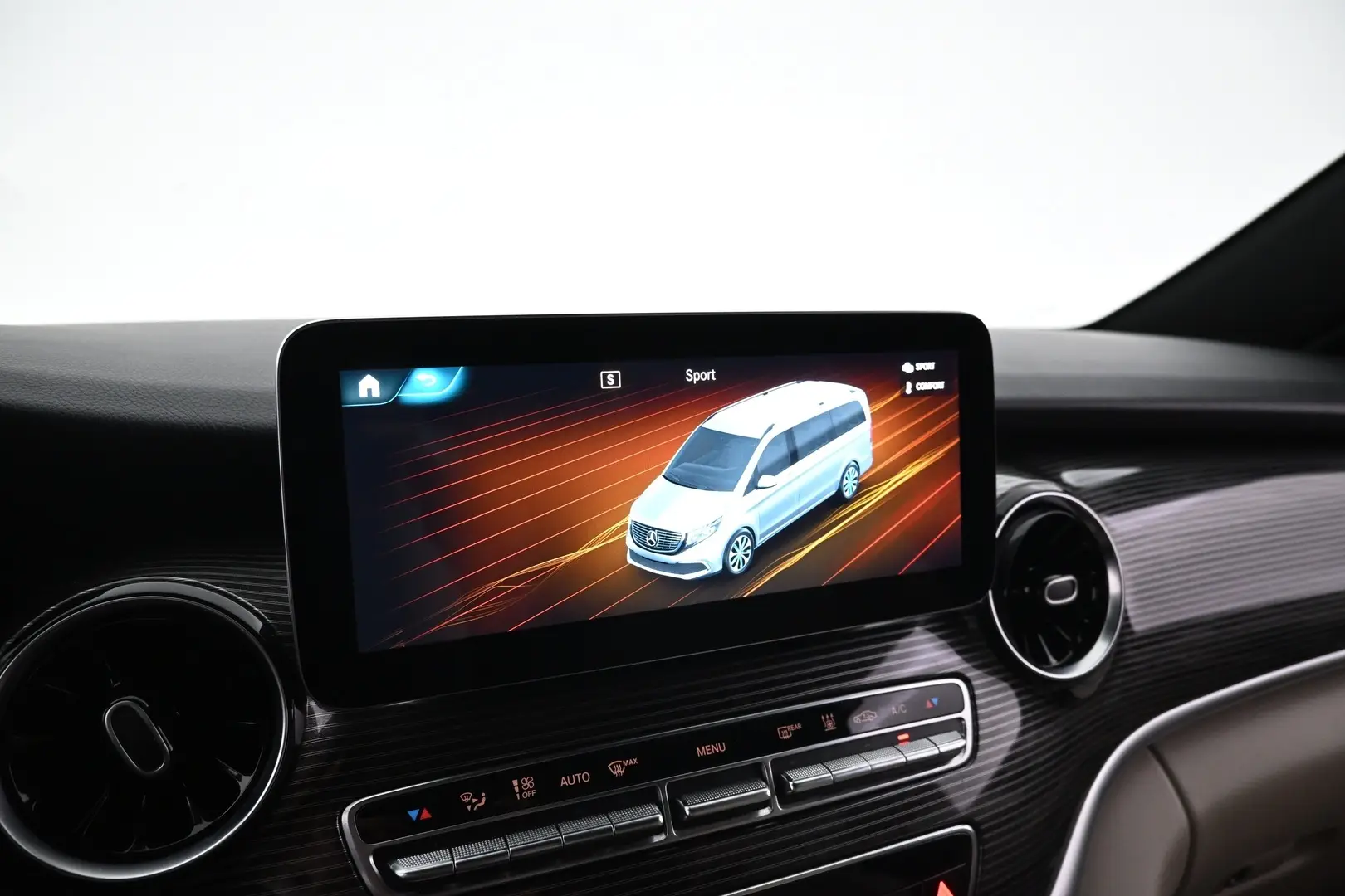 Car Image - 23fm6KtyYLUp9GmmLG37lx