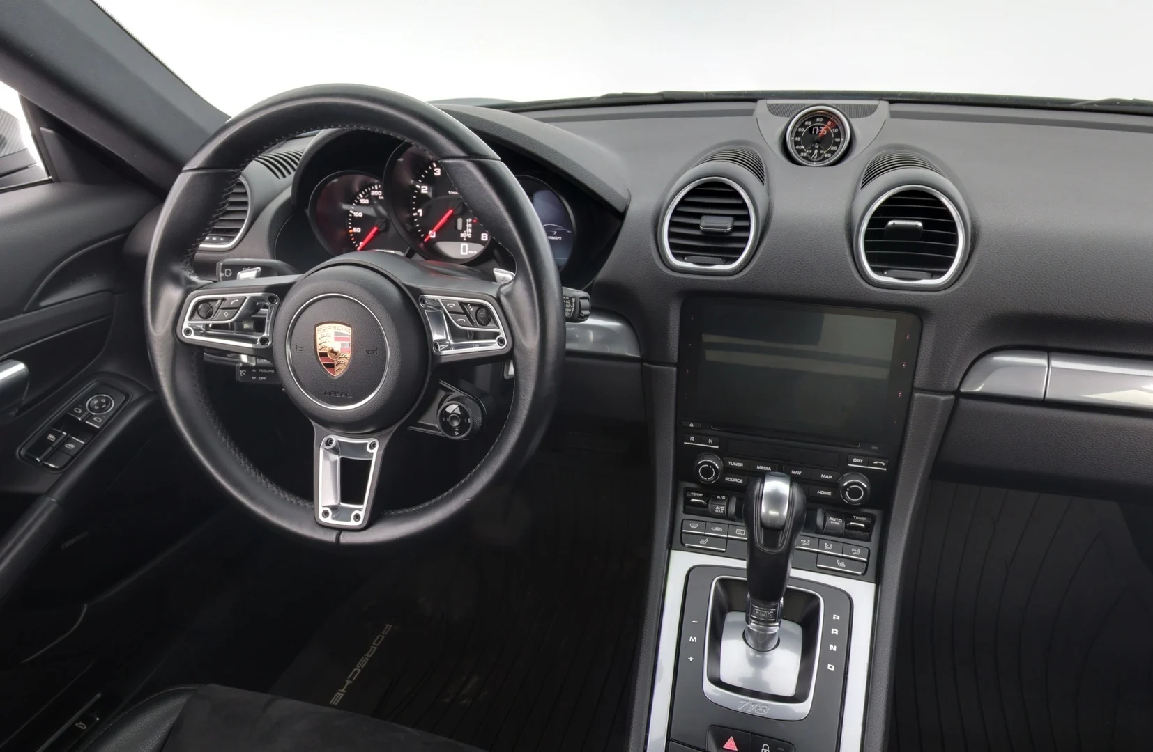 Car Image - 6LMxJbGfUfzBzupKRgBGxO