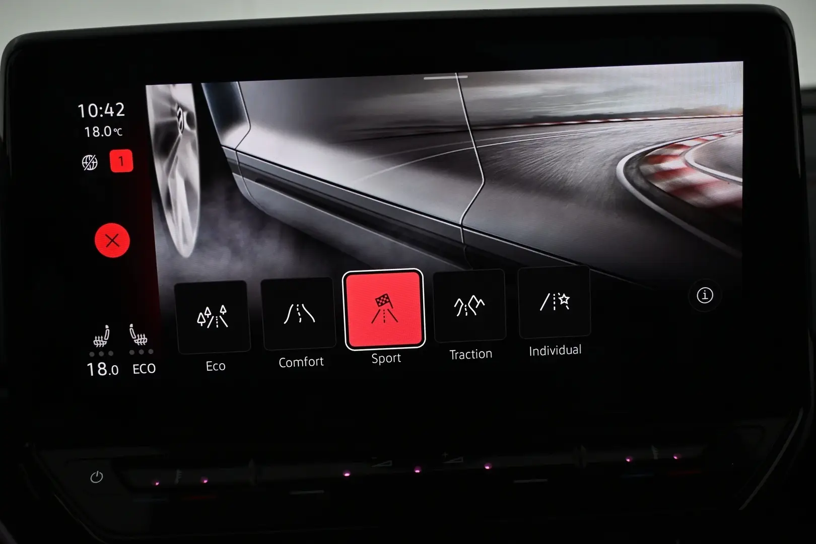 Car Image - 1V9bdqdoUmF9FiC5Aup7Av
