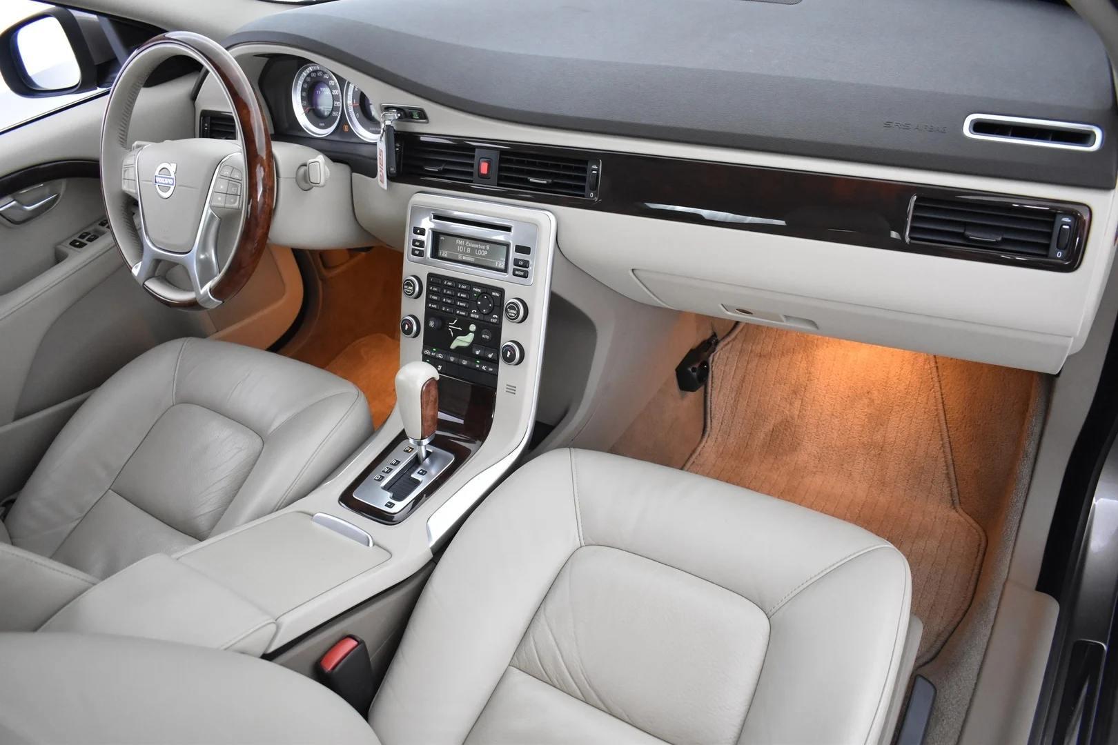 Car Image - 5WSsQpBFOmo0KixaMVqrlr