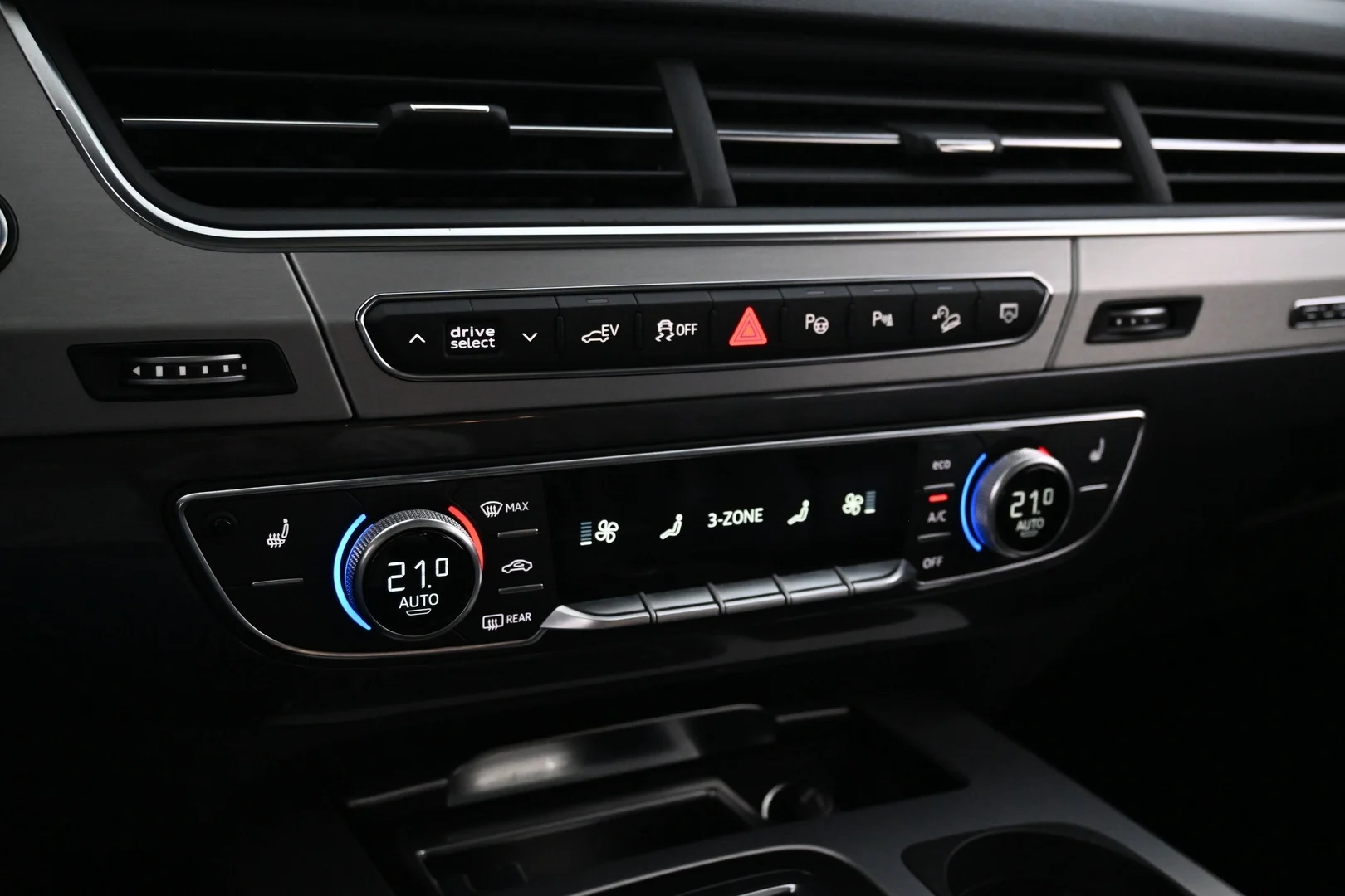 Car Image - 24UtfMTW8Z1DRjp7sBW1sV