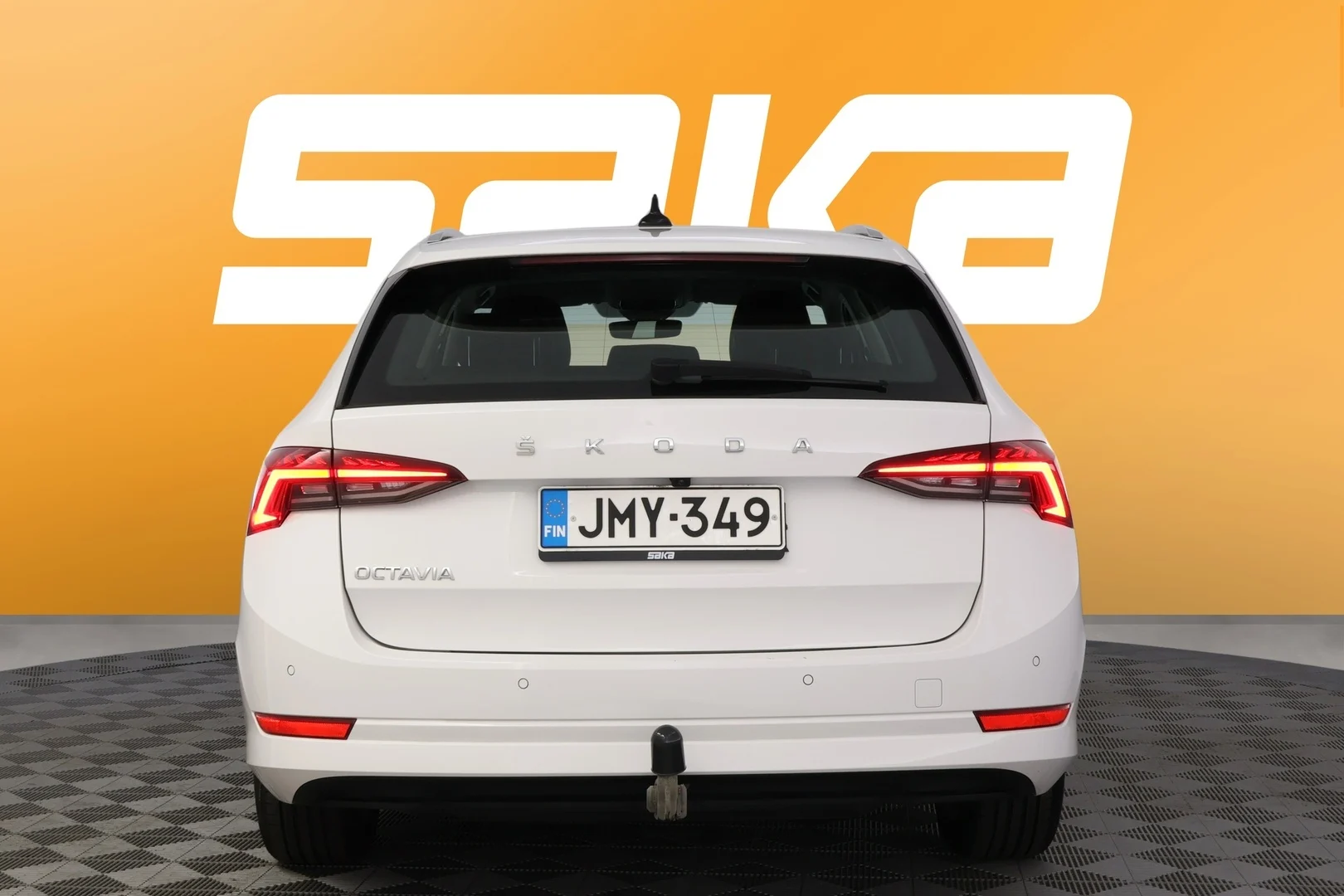 Car Image - rSIxdrZnENc5hO419iEYC