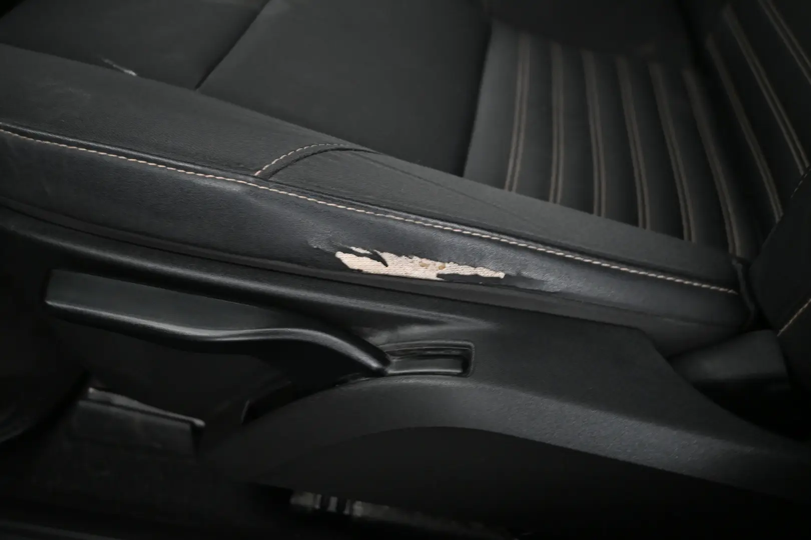 Car Image - 54IHcw51SUf6Id2MbPJ72b