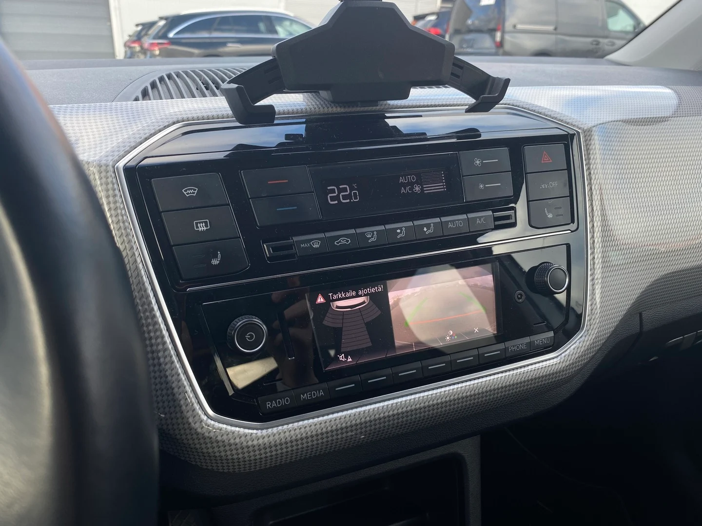 Car Image - 4FLHhcottFWSIqJcWJfkH