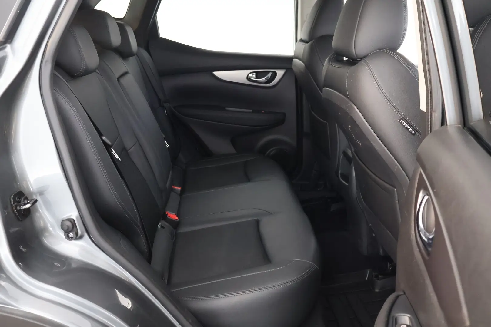 Car Image - 1OksG8heH5z9fONwzmspSi