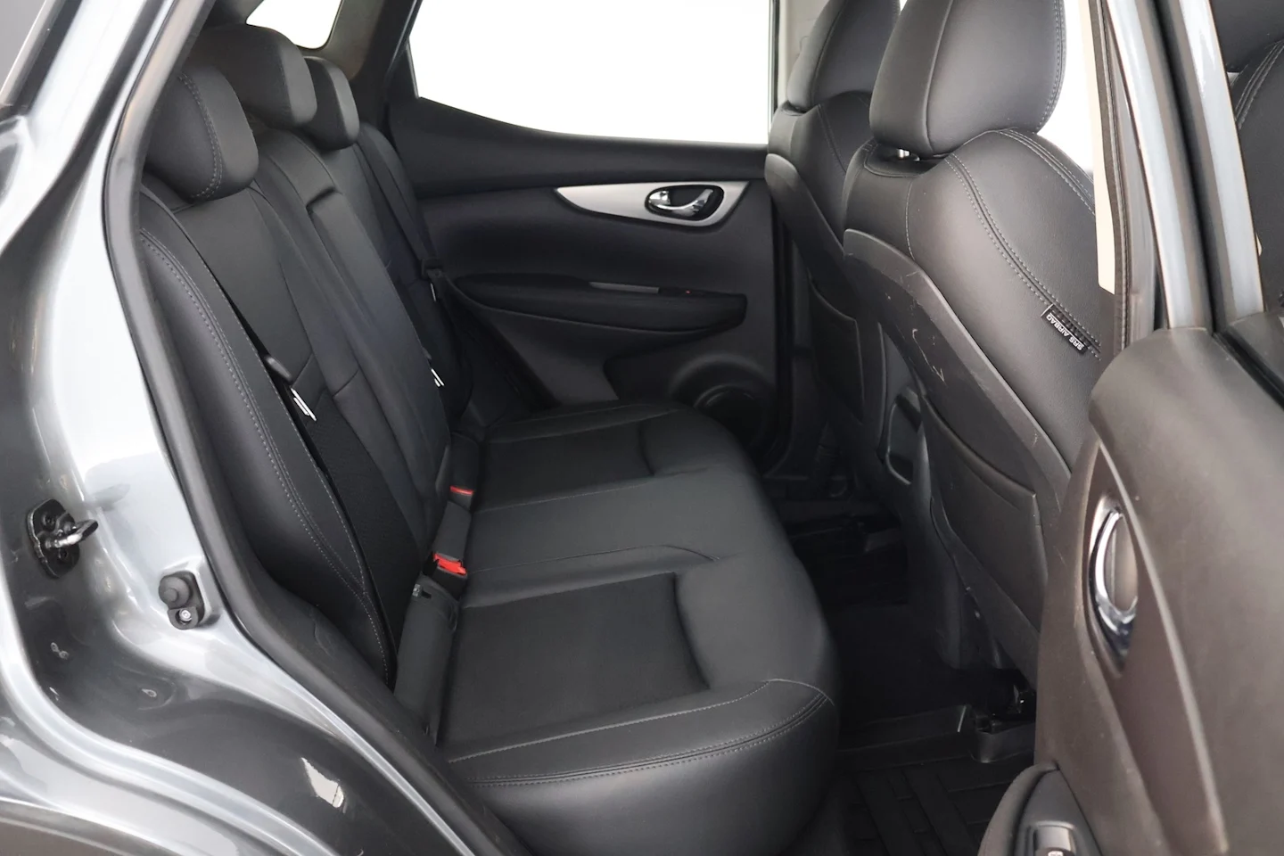 Car Image - 1OksG8heH5z9fONwzmspSi