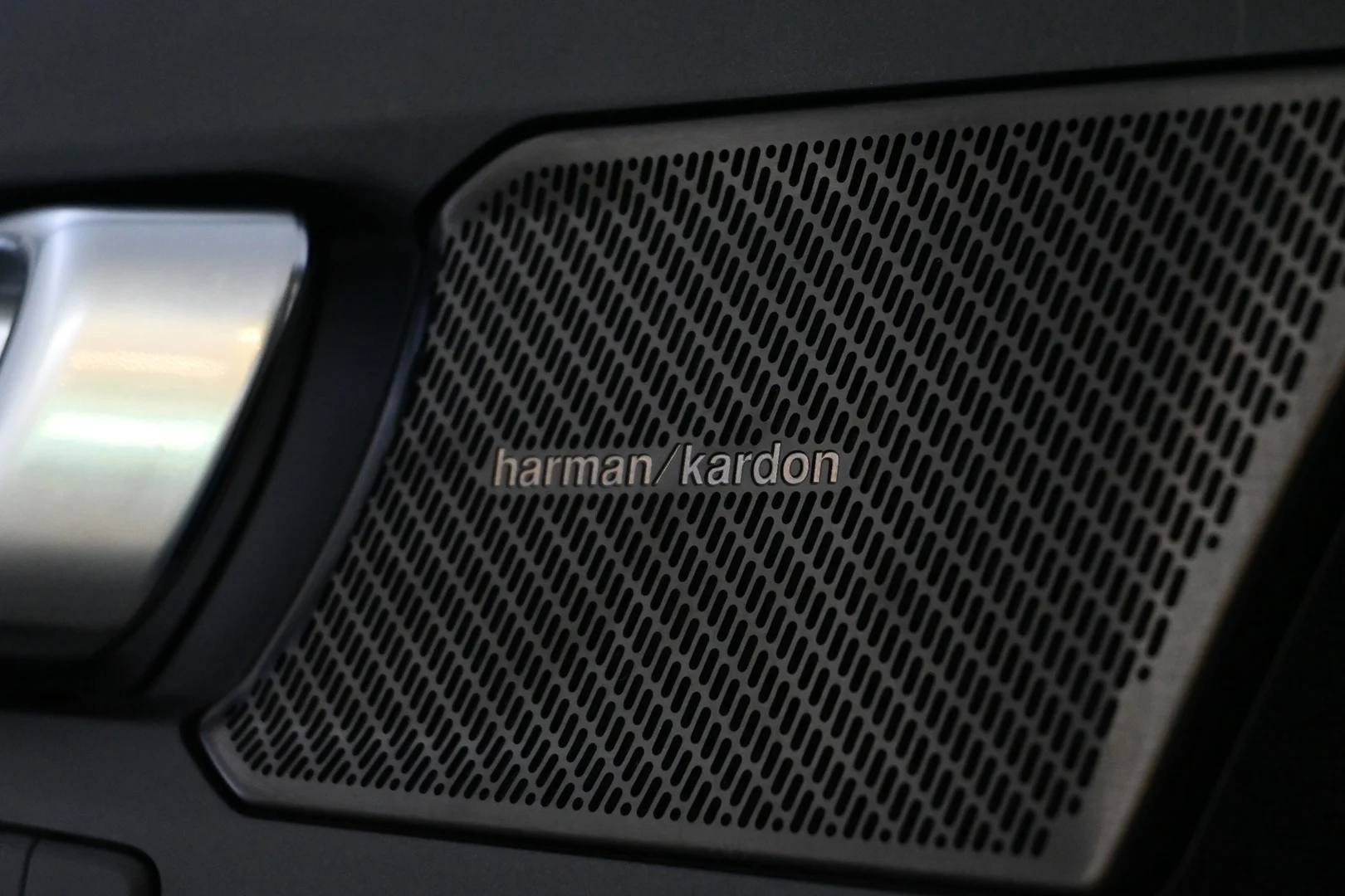 Car Image - 621XAlEEuLPLvCmQimKgcY